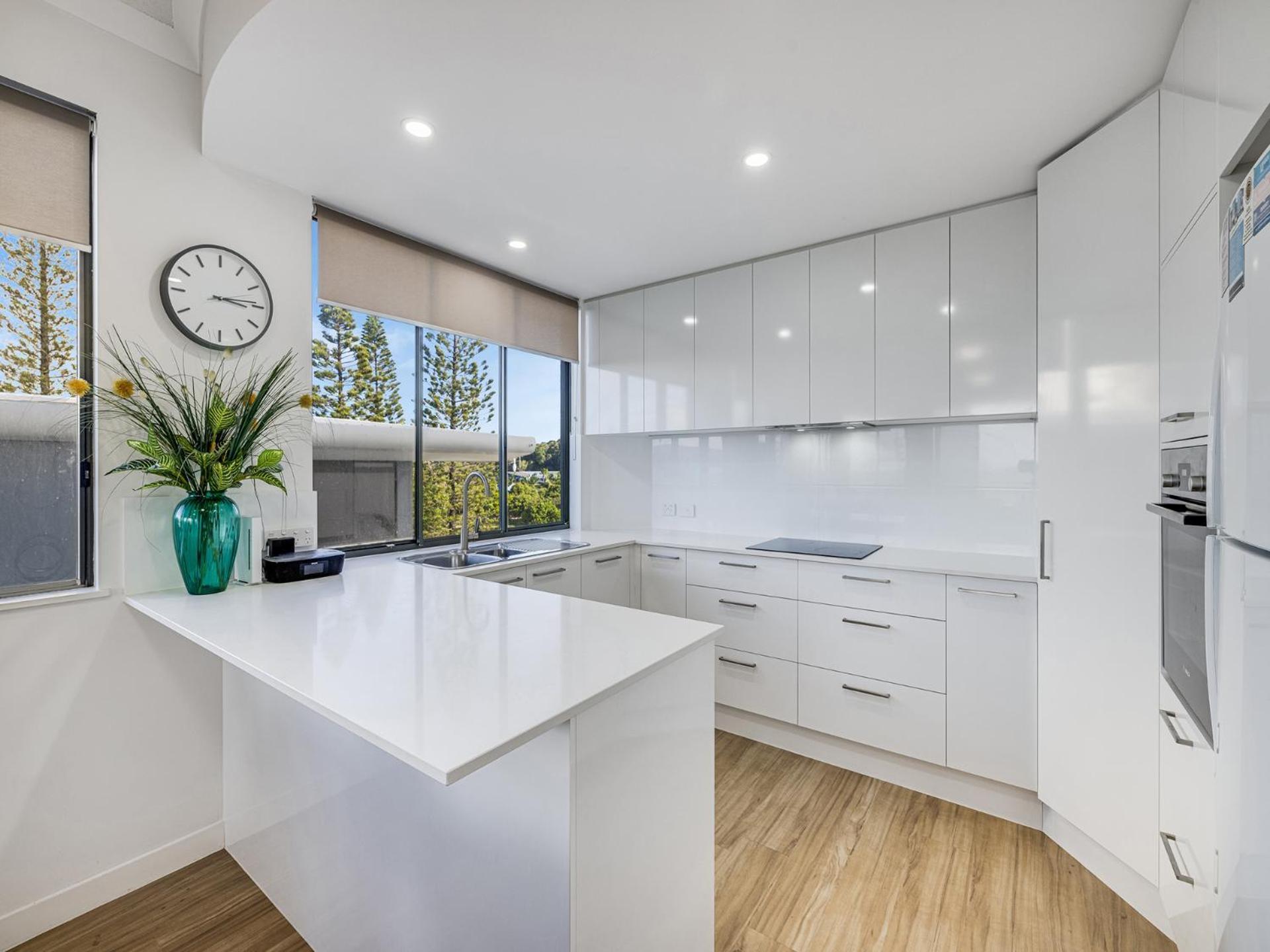 Meridian Alex Beach Apartments Alexandra Headland Exterior foto